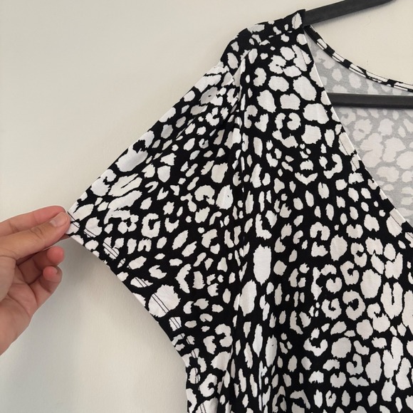 Rachel Zoe 2X Black White Animal Print Short‎ Sleeve Casual Shift Dress Loose - Picture 3 of 10